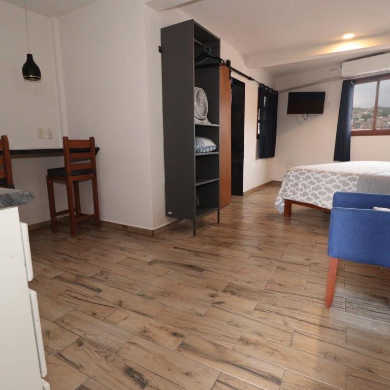 Casa Dos Fridas - Centro Guanajuato - One-Bedroom Apartment - 6