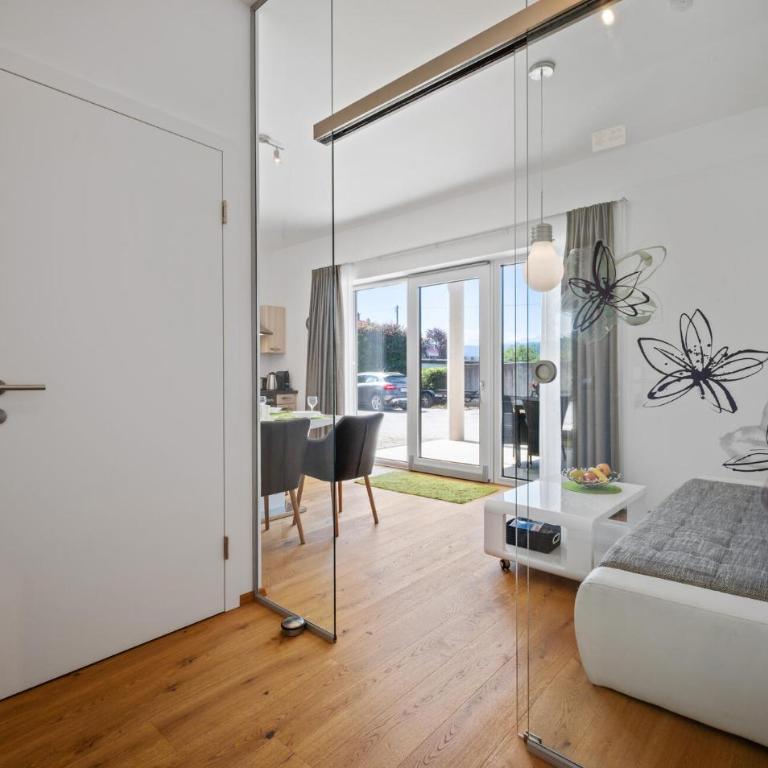 Gartenwohnung - Apartment mit 1 Schlafzimmer - 2