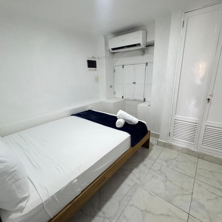 B1-8 - Apartamento acogedor con excelente ubicacion dentro de las murallas de Cartagena - One-Bedroom Apartment with City View - 5