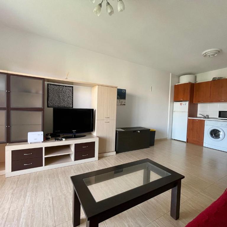 Apartment in Roquetas near the beach - One-Bedroom Apartment - 17