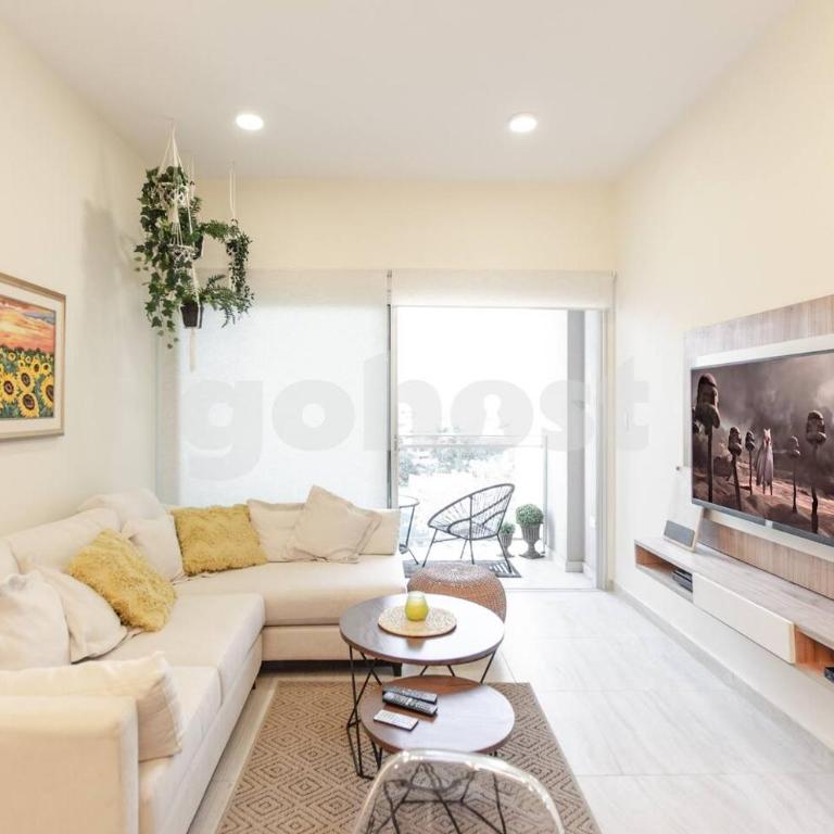 Spacious 2 bedroom apartment in Villa Morra - Apartamento de 2 dormitorios - 1