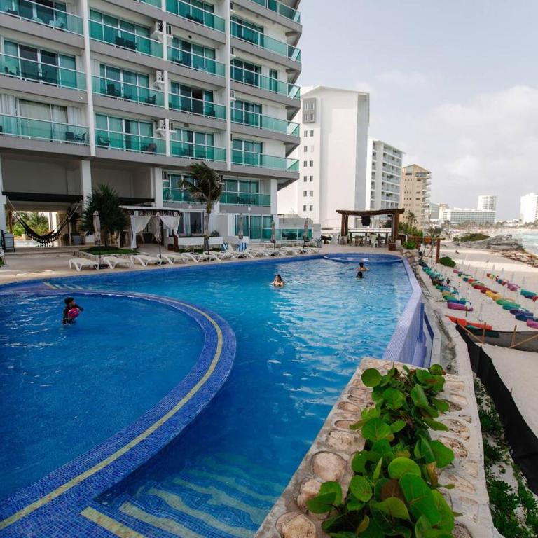 Ocean Front View - Standard Apartment - 27