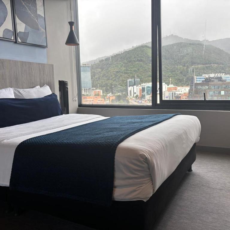Espectacular Apartaestudio con Piscina sobre la calle 100 - Double Room with Mountain View - 7
