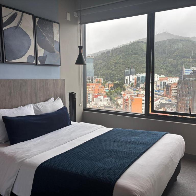 Espectacular Apartaestudio con Piscina sobre la calle 100 - Double Room with Mountain View - 8