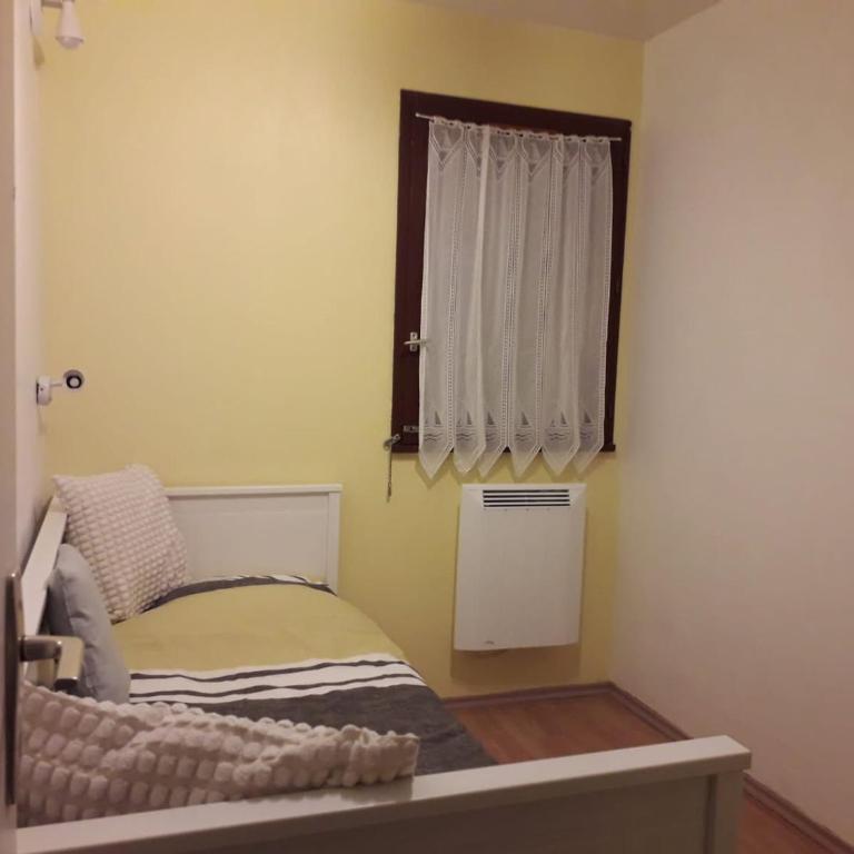 Appartement Jardin 3 Pièces à 80m de la Mer avec Parking Privatif - FR-1-712-98 - Apartment - 6