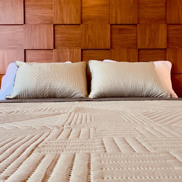 Jungle Guardian - Rooftop Pool & Beach Club in Zona Hotelera Tulum - One-Bedroom Apartment with Balcony and Water View - 7