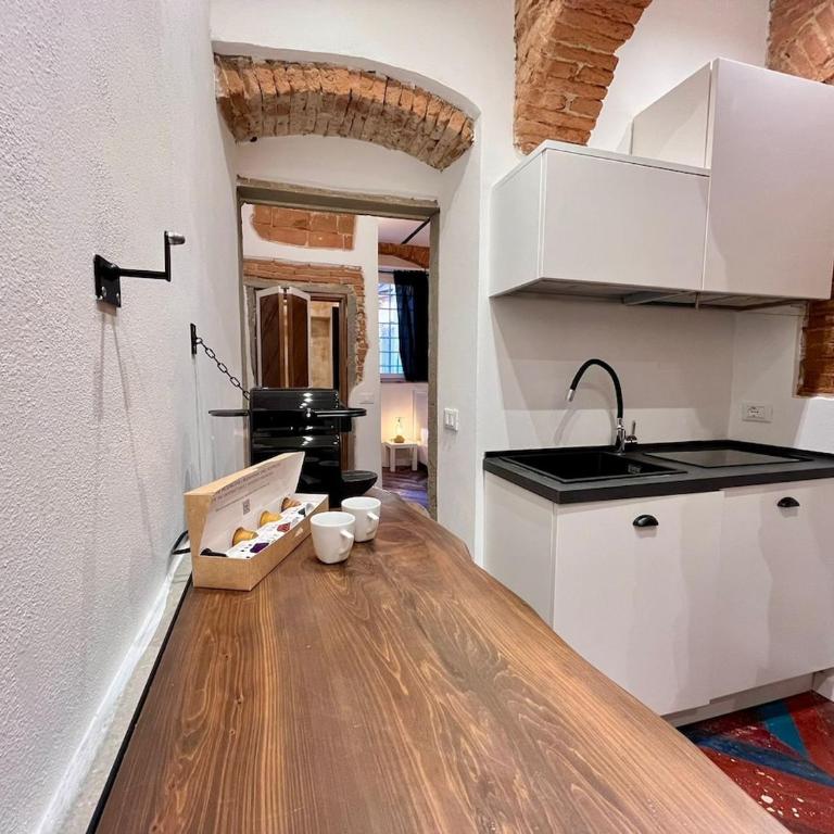 Tuscan charm in San Frediano - One-Bedroom Apartment - 1