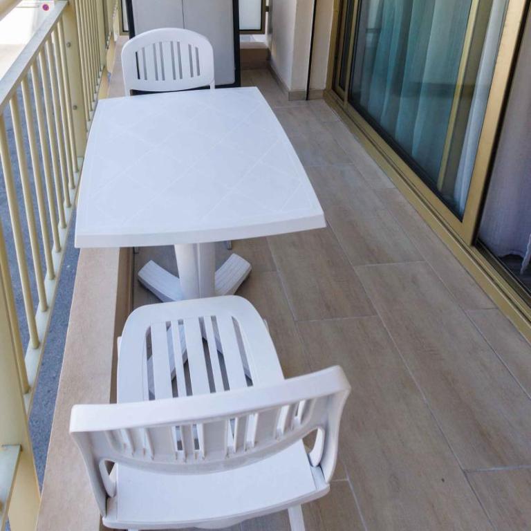 Spacieux logement en bord de mer - Appartement 1 Chambre - 9