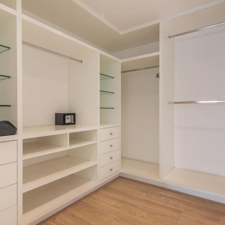 City Gem WiFi, Laundry, Parking, Ideal Location - Apartamento - 29