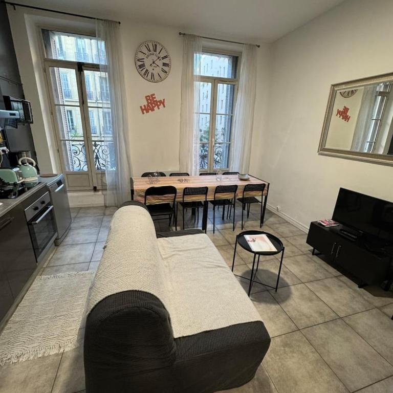 L'Haussmannien 65 - Appartement Standard 4 Chambres - 2