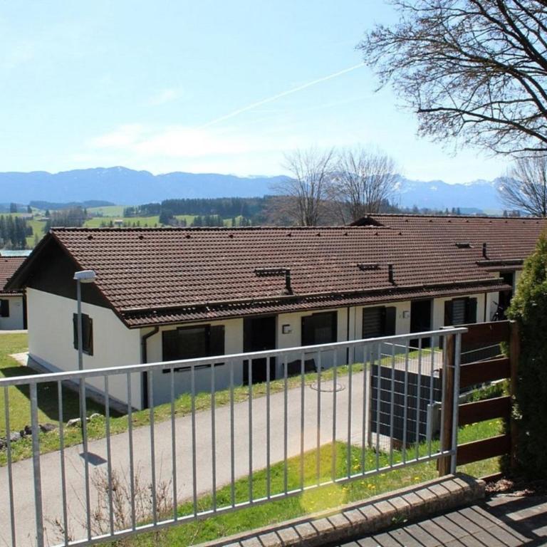 Ferienhaus Nr 127, Kategorie Komfort L, Feriendorf Hochbergle, Allgäu - Ferienhaus - 10