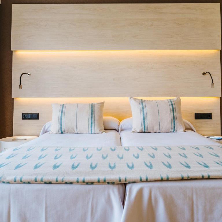 Grupotel Gran Vista & Spa - Premium Double Room with Sea View - 1