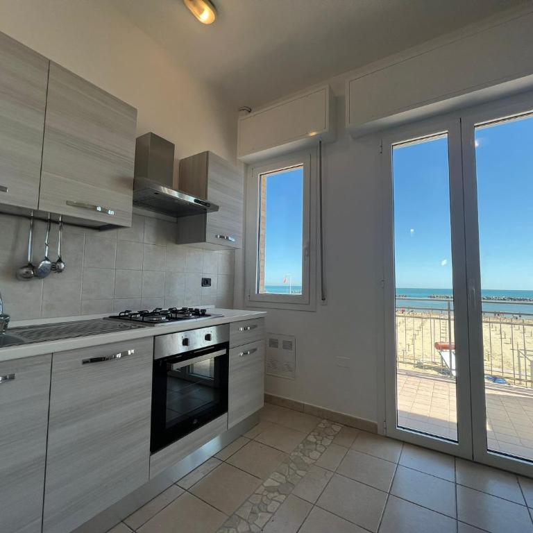 57 Trilocale sul mare - Appartamento con 2 Camere da Letto - 1
