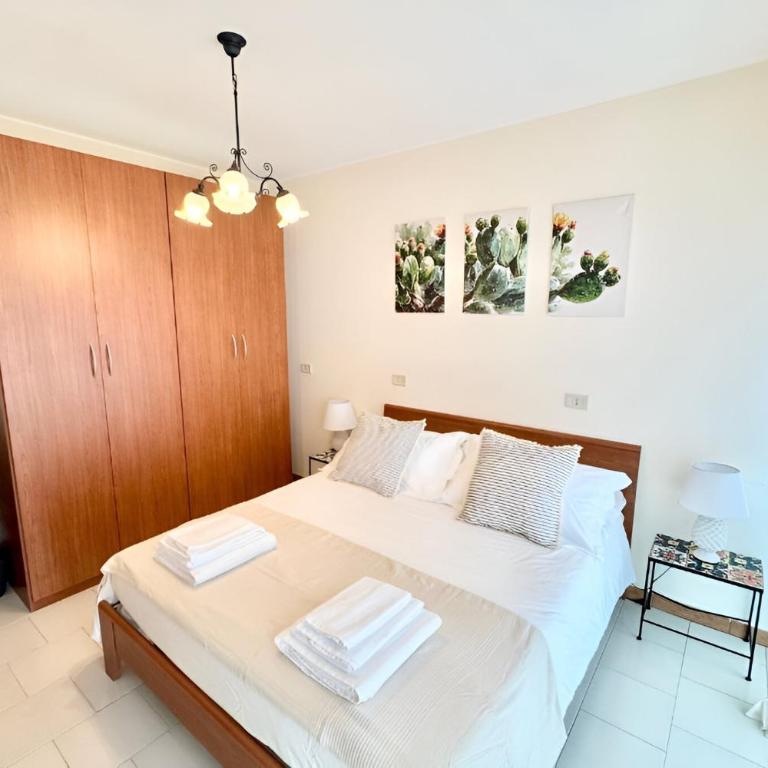 San Nicolas House, Loft Luminoso in Centro, easy car access - One-Bedroom Apartment - 9