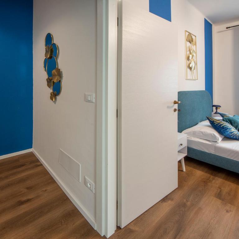 HouSmart Dagnini 22 - Appartamento con 2 Camere da Letto - 30