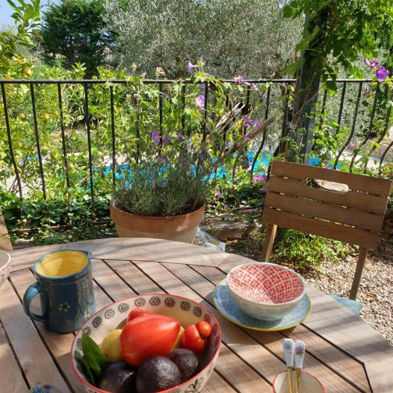 Charming Villa, Sunroof, big pool & olive trees - Villa - 9