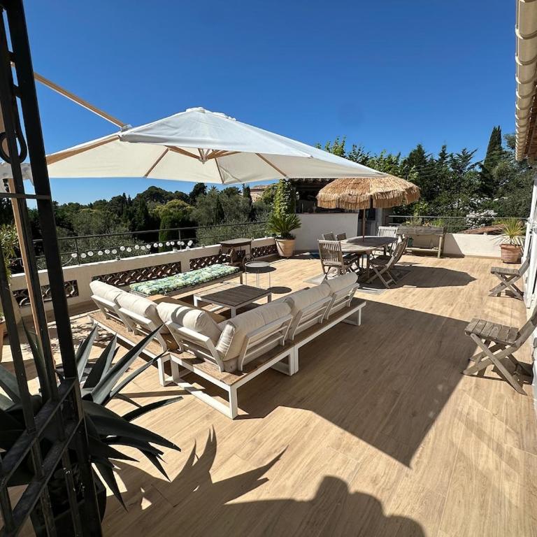 Charming Villa, Sunroof, big pool & olive trees - Villa - 7