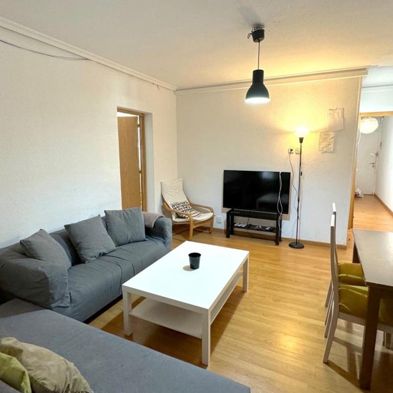 Piso de 3 dormitorios en el centro de Madrid - Apartamento de 3 dormitorios - 8