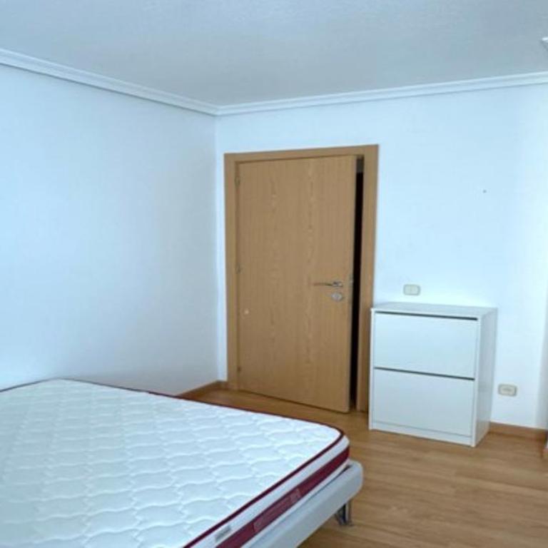 Piso de 3 dormitorios en el centro de Madrid - Apartamento de 3 dormitorios - 11