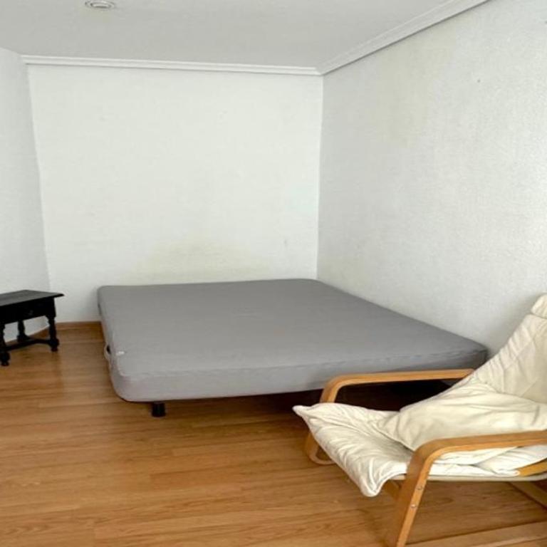 Piso de 3 dormitorios en el centro de Madrid - Apartamento de 3 dormitorios - 14