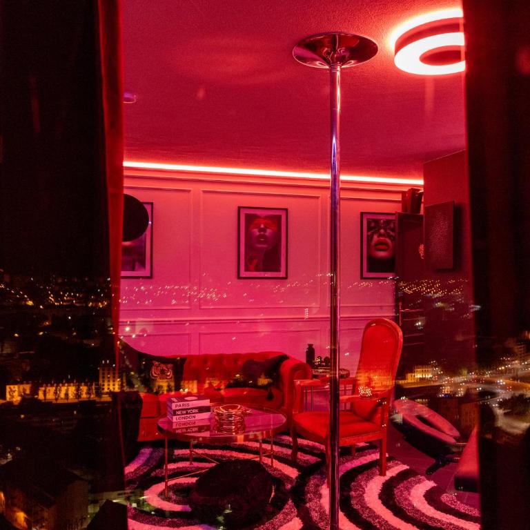 Love Horizons - Suite vue panoramique - Spa privatif - Rennes Centre - Deluxe Apartment - 28