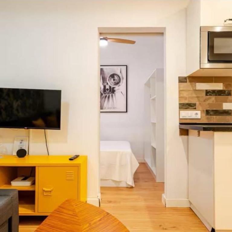 Coqueto Apartamento en Barrio Las Letras - One-Bedroom Apartment - 6