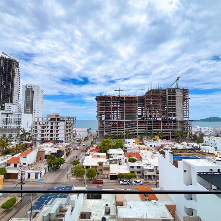 Makeva Condos, Near Malecon - Three-Bedroom Apartment - 2