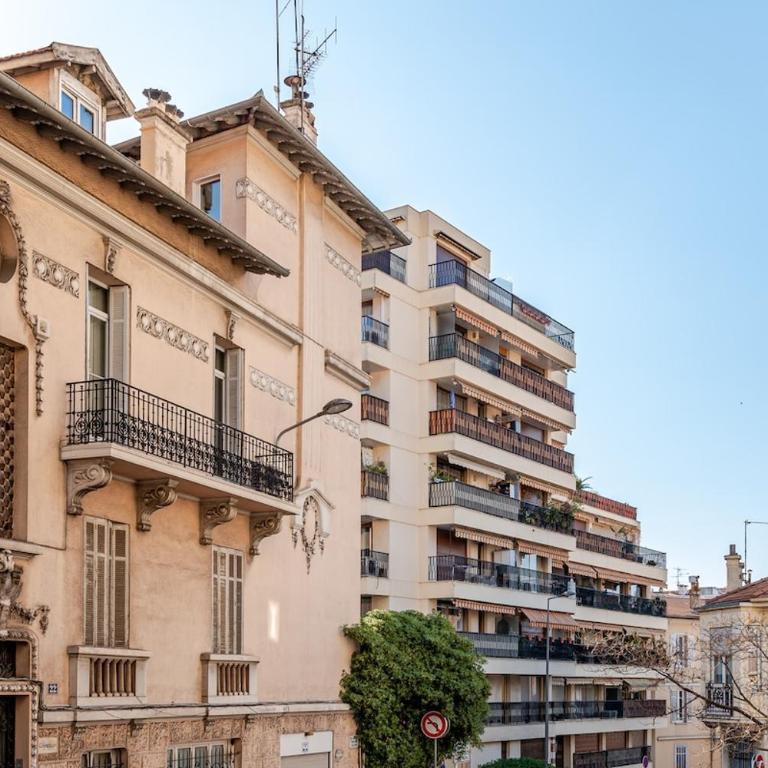 Grand Studio Cannes - 5min Plages & Gare & Palais des Festivals - Climatisation - Studio - 2