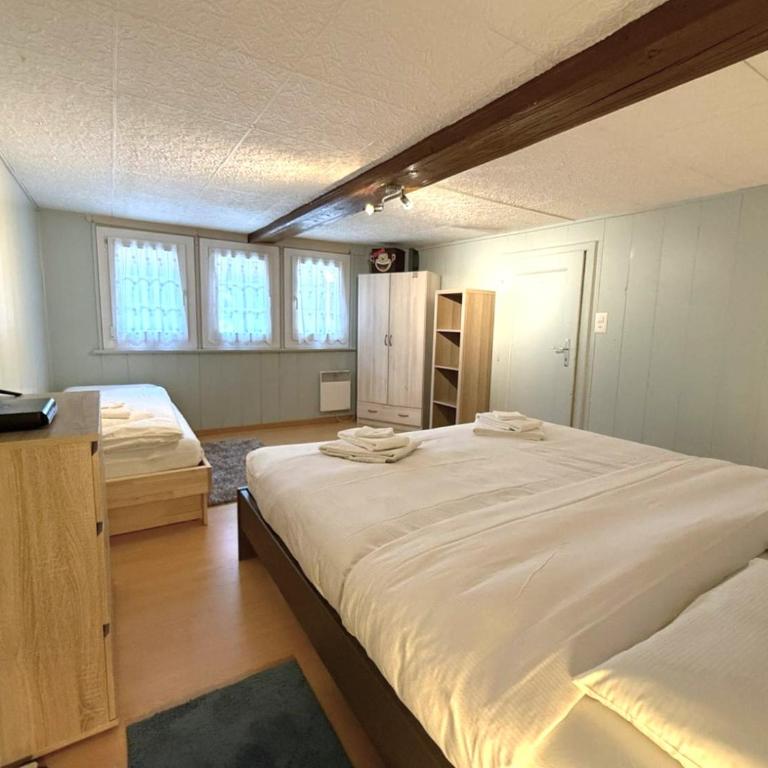 Chalet-Etage Mitten im Dorf - Apartment mit 2 Schlafzimmern - 35