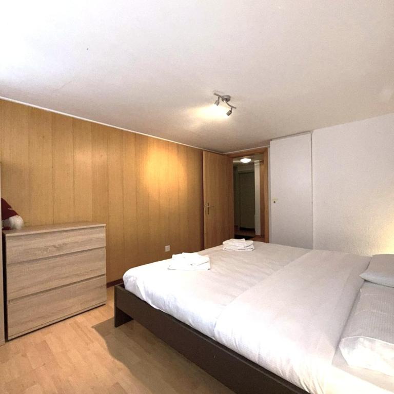 Chalet-Etage Mitten im Dorf - Apartment mit 2 Schlafzimmern - 11
