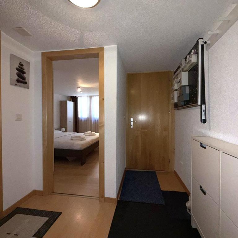 Chalet-Etage Mitten im Dorf - Apartment mit 2 Schlafzimmern - 9
