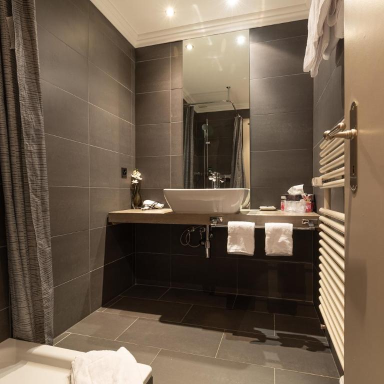 Hotel Central, SPA & LOUNGE BAR - Appartement 3 Chambres (6 Adultes) - 10