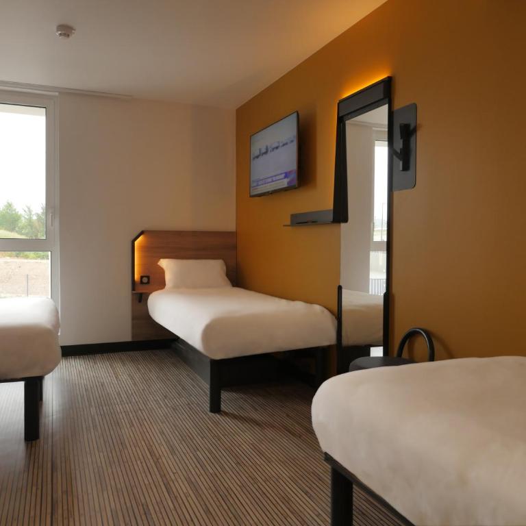 B&B HOTEL Carcassonne Rocadest La Cité - Chambre Quadruple - 11