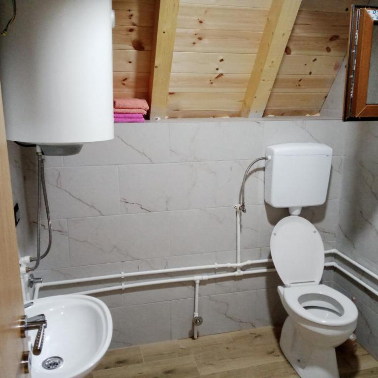 Masha - Two-Bedroom Chalet - 7