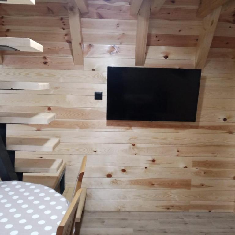 Masha - Two-Bedroom Chalet - 8