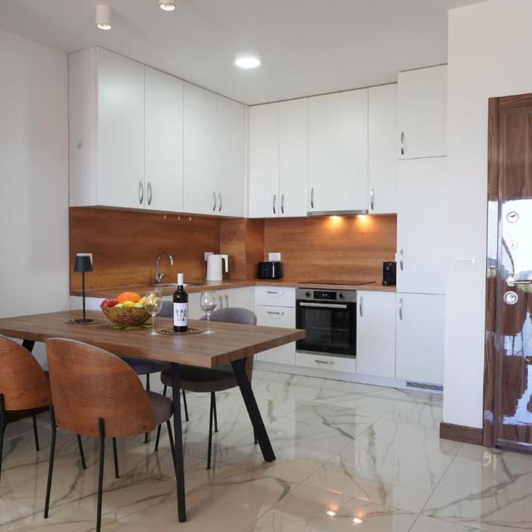 Belvedere at Emerald Residence Bar - Apartman sa 2 Spavaće Sobe - 3