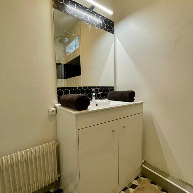 Tour Eiffel Abbe Groult Lecourbe - Appartement 1 Chambre - 14