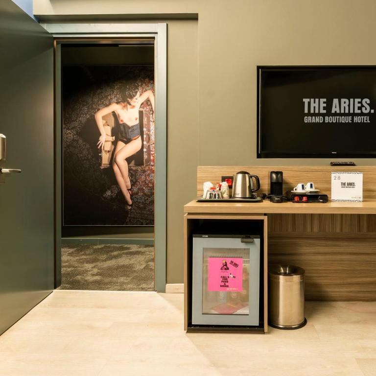 The Aries Hotel - Junior Suite - 1