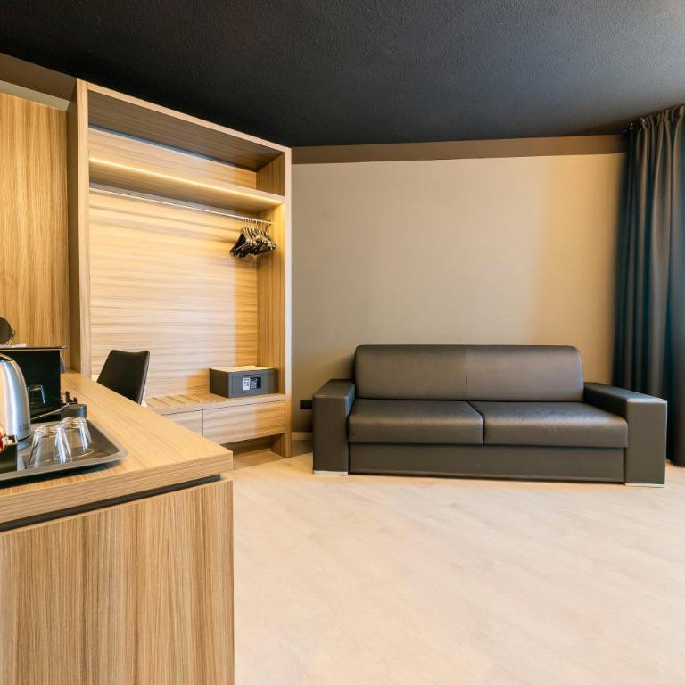 The Aries Hotel - Junior Suite - 4