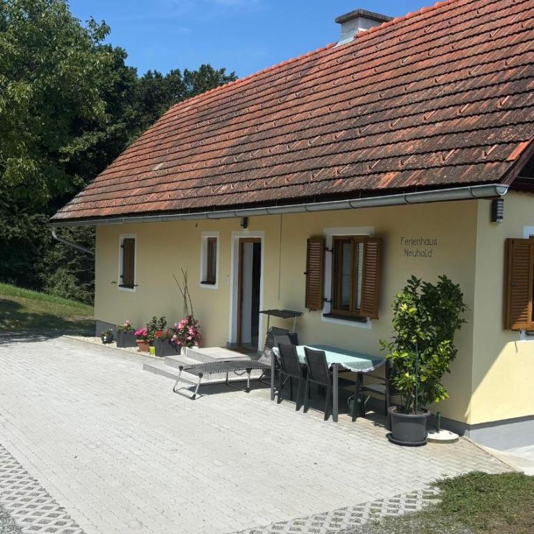 Ferienhaus Neuhold - Ferienhaus mit 3 Schlafzimmern - 55