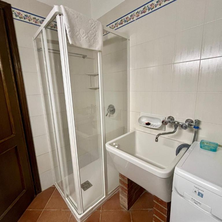 Chianti Villa with Private Park, 2 Apartments & Panoramic Views - Appartamento con 2 Camere da Letto - 19