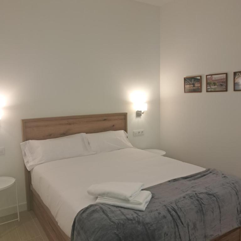 About Sevilla 1 - Apartamento de 1 dormitorio - 28