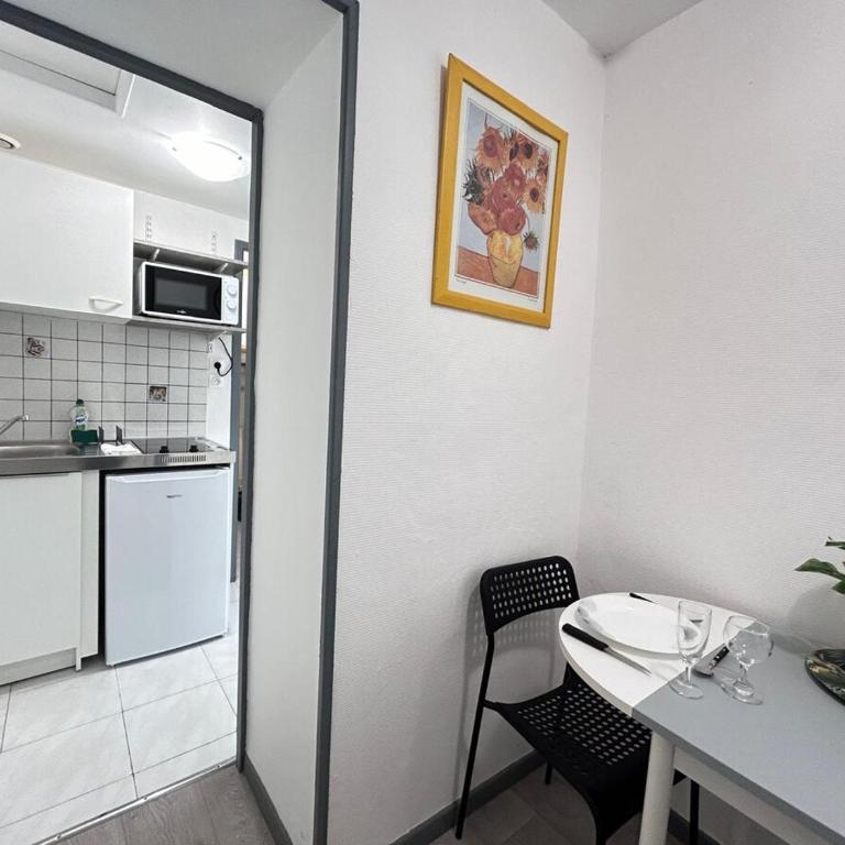 Duruy 4 studio cosy rdc fdc proche centre-ville - Apartamento de 1 dormitorio - 4