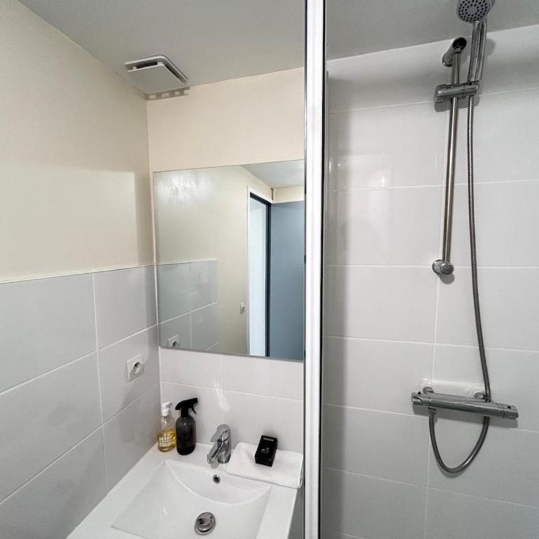 Duruy 4 studio cosy rdc fdc proche centre-ville - Apartamento de 1 dormitorio - 15