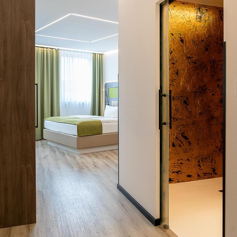CHRIZZ Rooms - Superior Doppelzimmer - 4