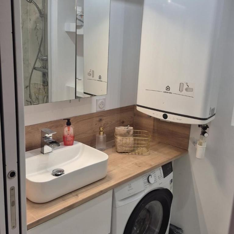 Studio raffiné au centre de Fréjus - Apartamento de 1 dormitorio - 4