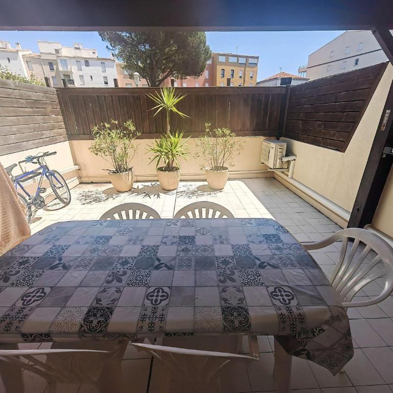 Cap d'Agde: Joli T2 Climatisé à 50m Plage, 4 Pers - FR-1-607-227 - Appartamento - 15