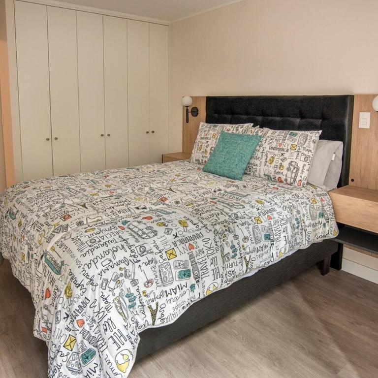 New 1st Fl Executive Patio Pad - One-Bedroom Apartment - 50