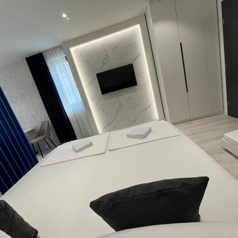 Mediterra Residence - Deluxe Double Studio - 19