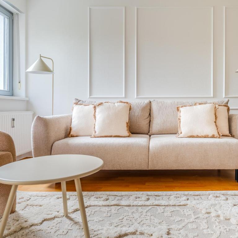 Hakuna Nordic Lounge - in der Innenstadt - Apartment mit 3 Schlafzimmern - 2